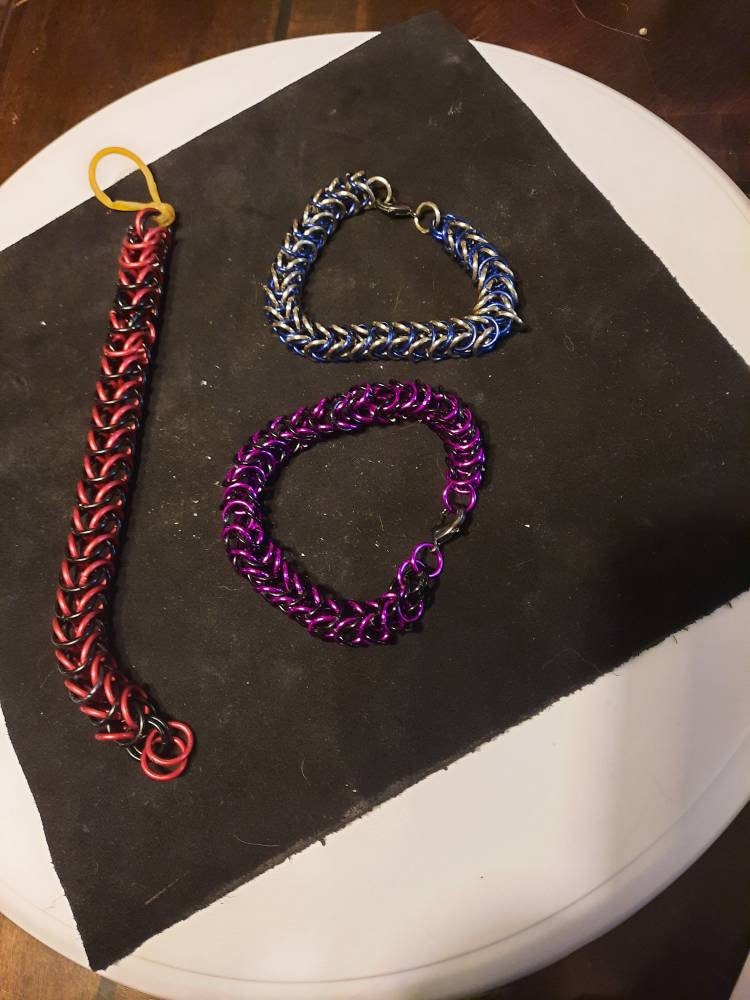 Customizable Byzantine chainmaille bracelet